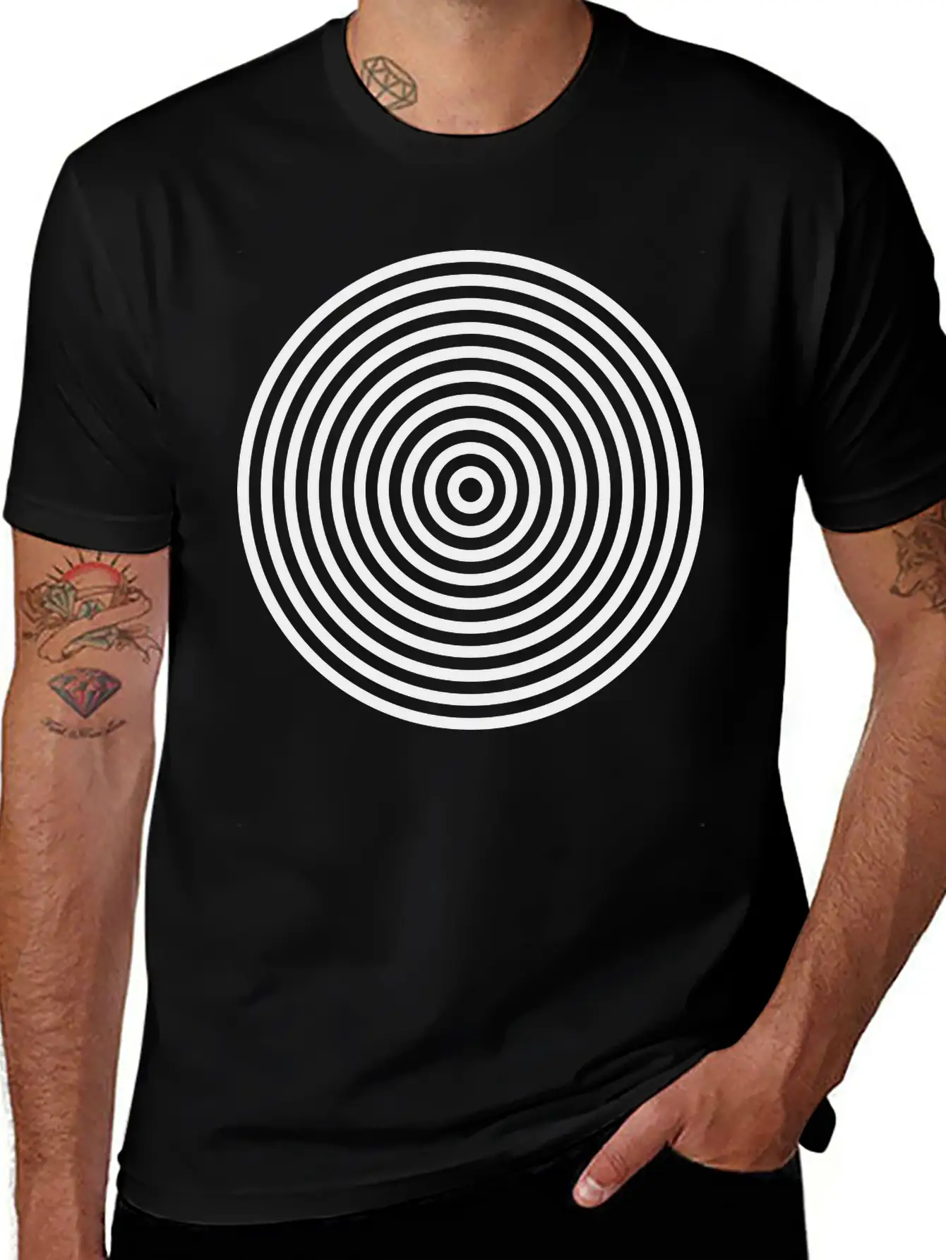 10 Concentric Circles In Black White Simple Everyday Graphic Tee – Lightweight Summer Wear