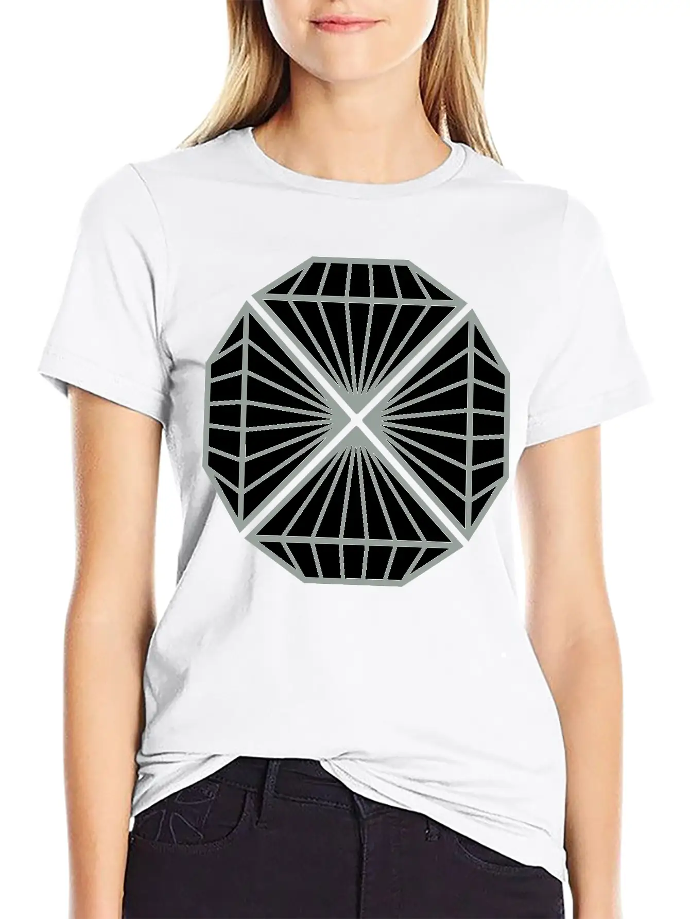 4 Diamonds Pattern Circle Empire Jewelry Beautiful Classic Crew Neck Graphic Tee – Everyday Minimal Look